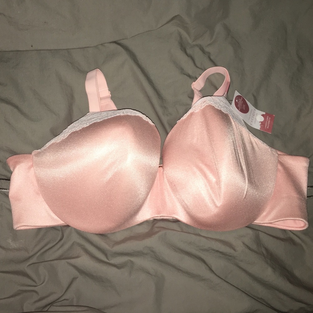 Lightly lined Back Smoother Bra by Cacique